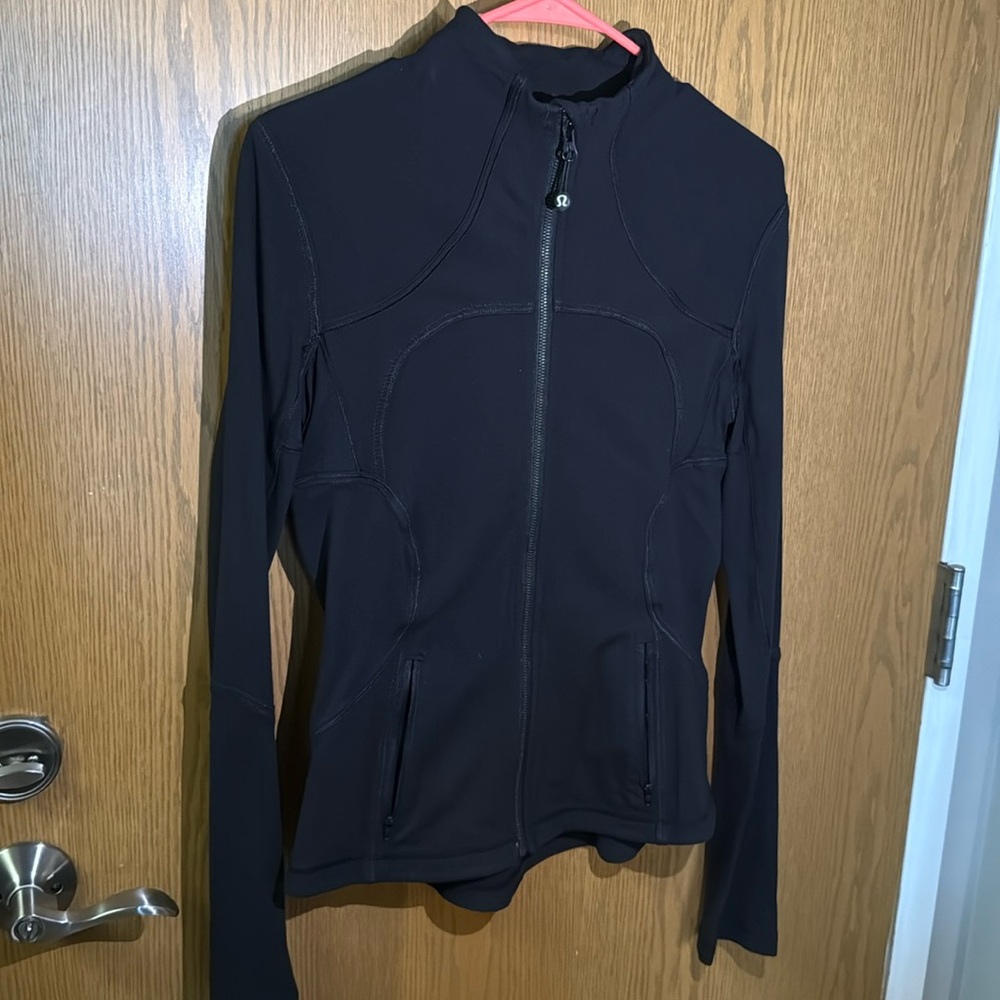 Lululemon jacket - Picture 2 of 6